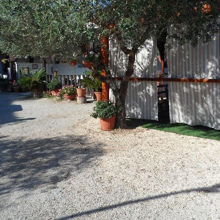 B&B Il Palombaro Уджано-ла-К'єза Екстер'єр фото